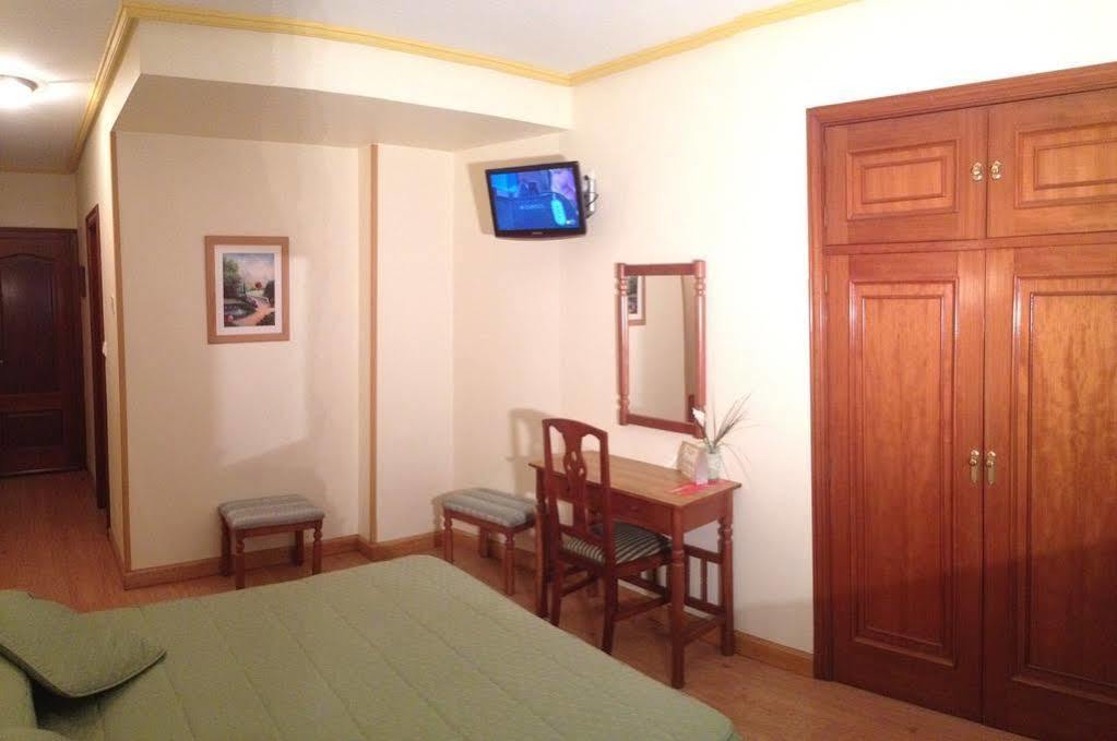 Hotel America แฟร์โรล ภายนอก รูปภาพ